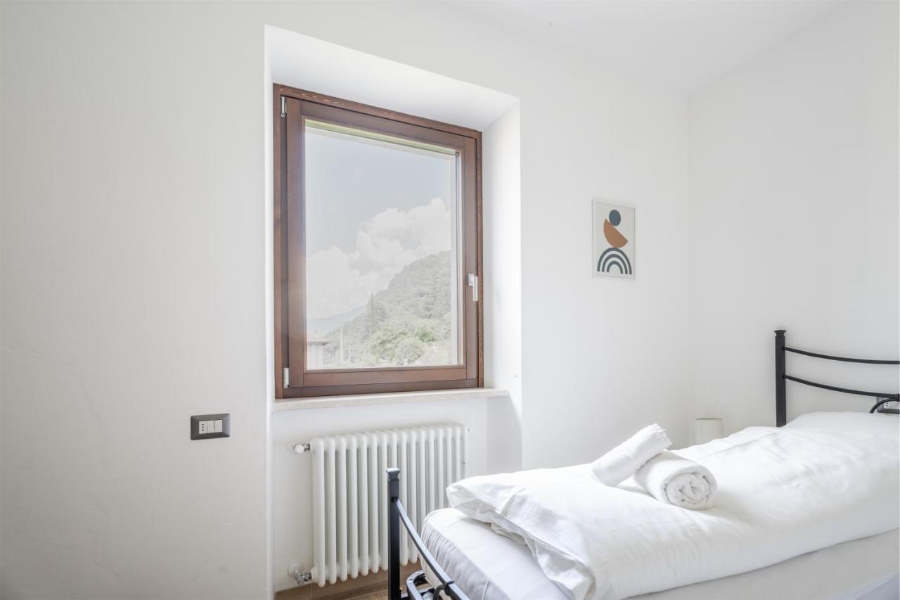 Casa Stefano Apartment Riva del Garda Bagian luar foto